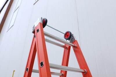FS9 - 16 Basamaklı İki Parçalı Fiberglas Elektrik Yalıtımlı Merdiven V2