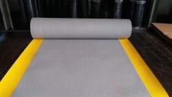 İzole Halı - Yalıtkan Paspas 5 Mm 36 Kv Gri (Sarı Dikkat Şeritli) - PRO-Onc